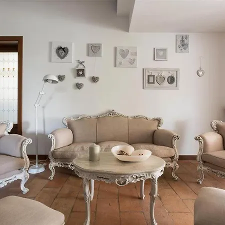 Domus Filii Βίλα Monteroni di Lecce